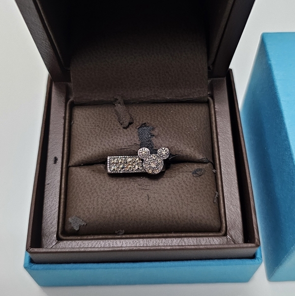 🇨🇦 Birks Disney Mickey Mouse Sterling Silver & Marcasite Gemstone Ring - Picture 10 of 16